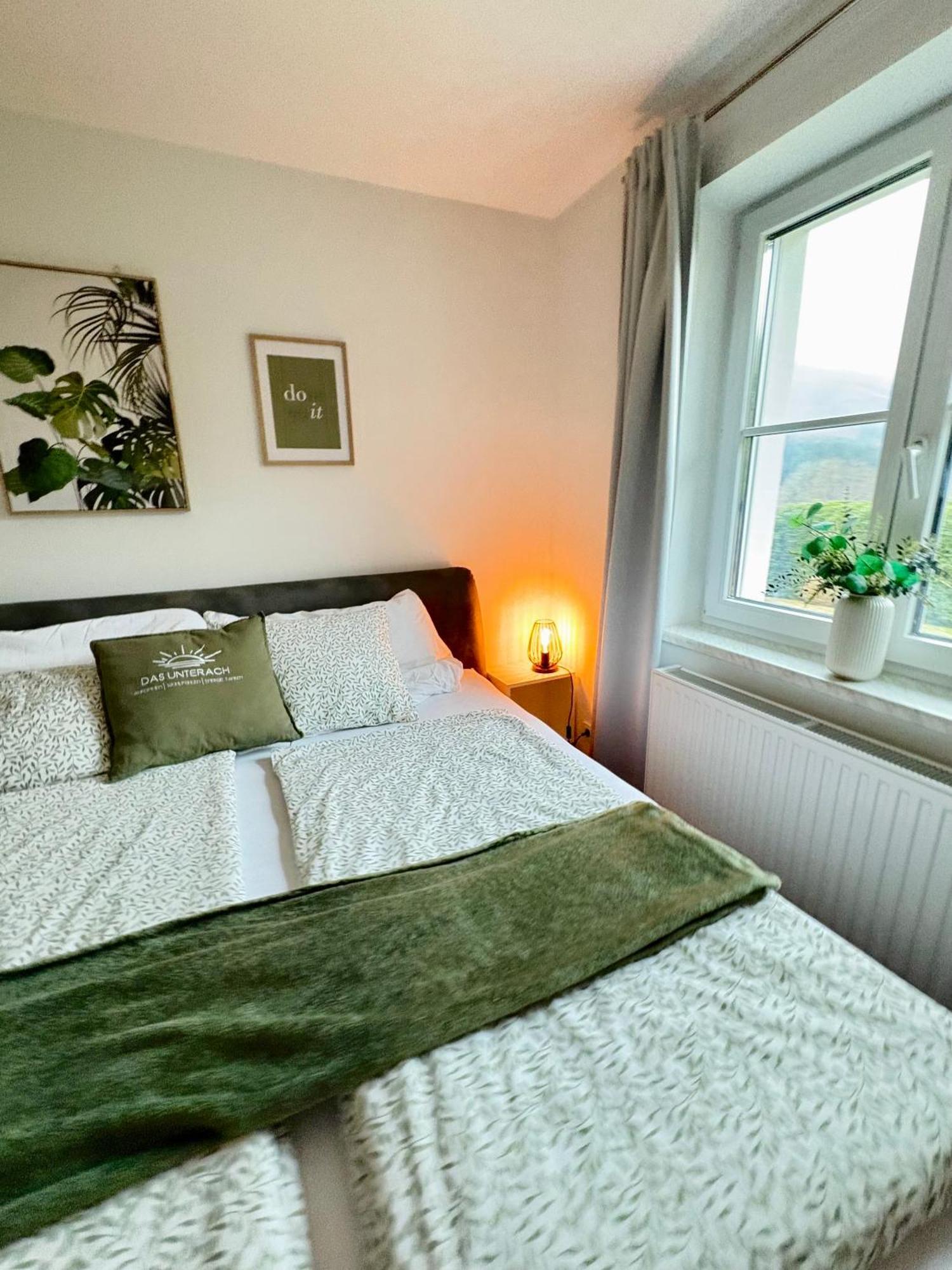 Apartment Ferienwohnung Das Unterach Am Attersee Eksteriør bilde